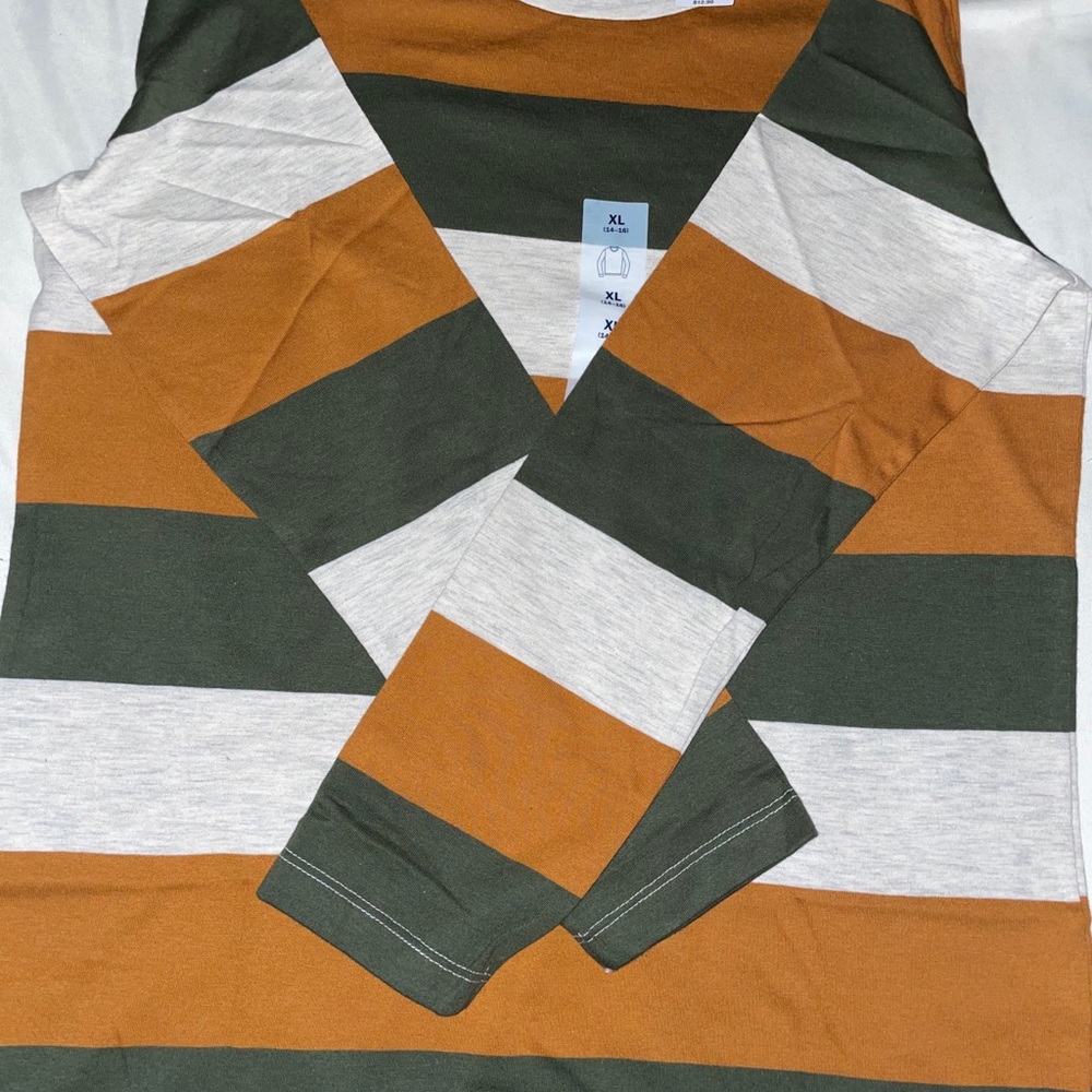 Old Navy Boys Long Sleeve T-Shirt